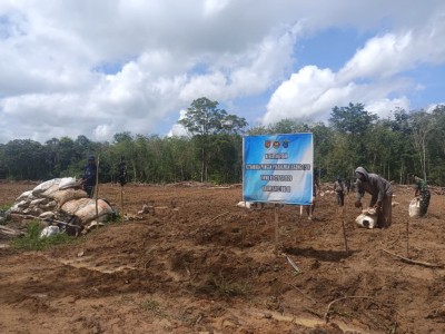 Demi Perkuat Ketahanan Pangan Satgas TMMD Kodim 0402/OKI Tanam Jagung Seluas 1,5 Hektar