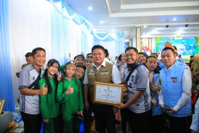 Didik Anak Lewat Keteladanan, Herman Deru: Karakter Lebih Penting dari Sekadar Prestasi