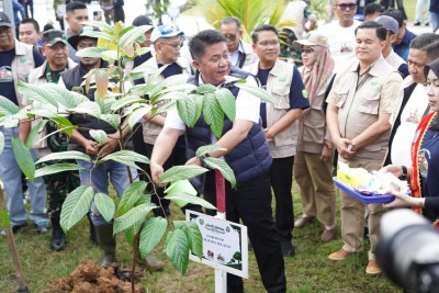 Gubernur Herman Deru Ajak Generasi Muda Jaga Hutan di Festival Kehutanan UIN Raden Fatah