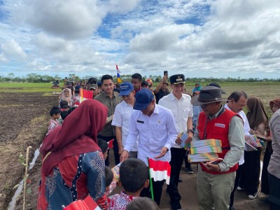 Menteri LHK Resmikan Desa Mandiri Peduli…