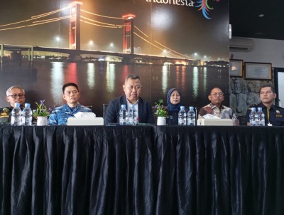Penerbangan Internasional Harus Hidup, Bandara…