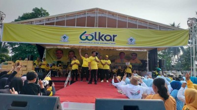 Peringatan HUT Golkar ke 60 : Semarak Senam…