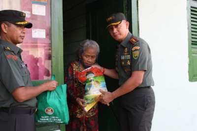 Peringatan HUT TNI, Dandim 0402/OKI Berikan…