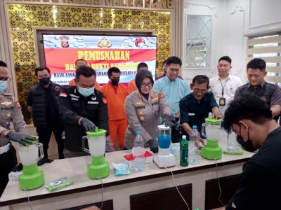 Polrestabes Palembang Musnahkan Ribuan Butir…