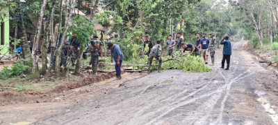 Satgas TMMD ke-115 Kodim 0402/OKI bersama…