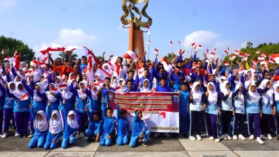 Semarakkan HUT RI ke - 78, Pemkab OKI Bagikan…