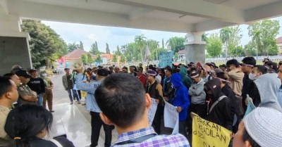 Tanah Rakyat Diduga Dirampas Perusahaan,…