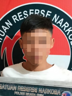 Transaksi Mencurigakan di Rel Kereta, Pria…