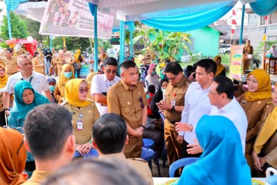Turun Ke Posyandu Bawa Rontgen Jalan, Kemenkes Dan Pemkot Palembang Gas Pol Eliminasi TB Lewat CKG